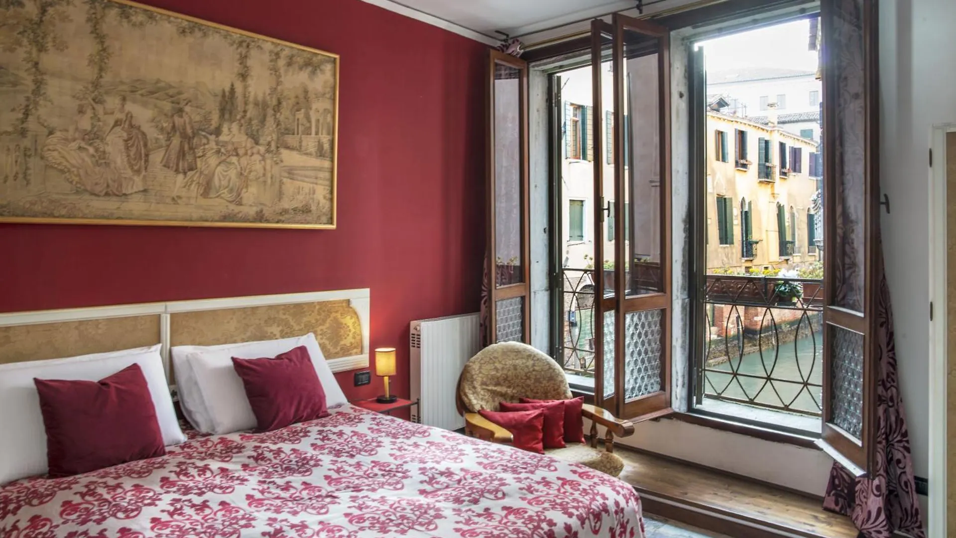 Tre Sestieri Terrace - Canal View 2024 Venezia Affittacamere